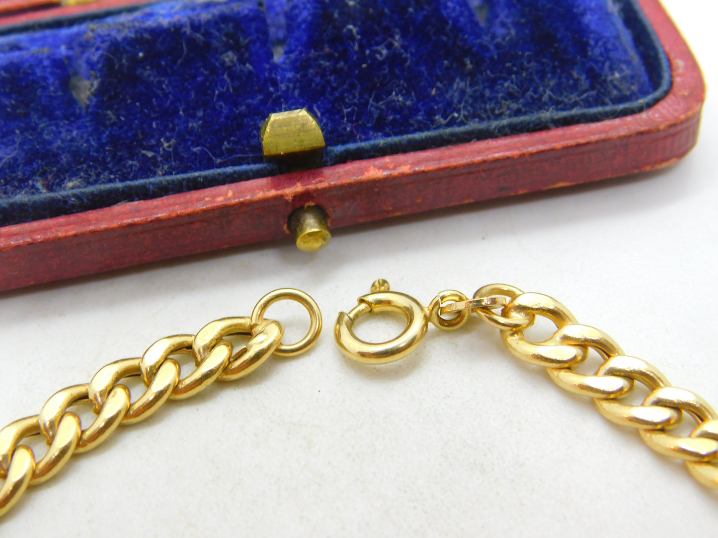 18ct Yellow Gold Curb Link Chain Bracelet Italian Vintage c1990 7.5" Length