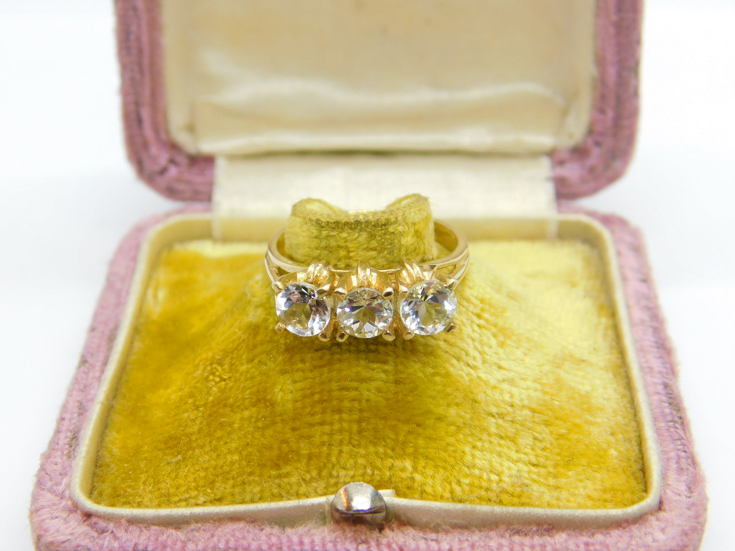 9ct Yellow Gold & Three-Stone Diamond Paste Band Ring Vintage c1990 Birmingham