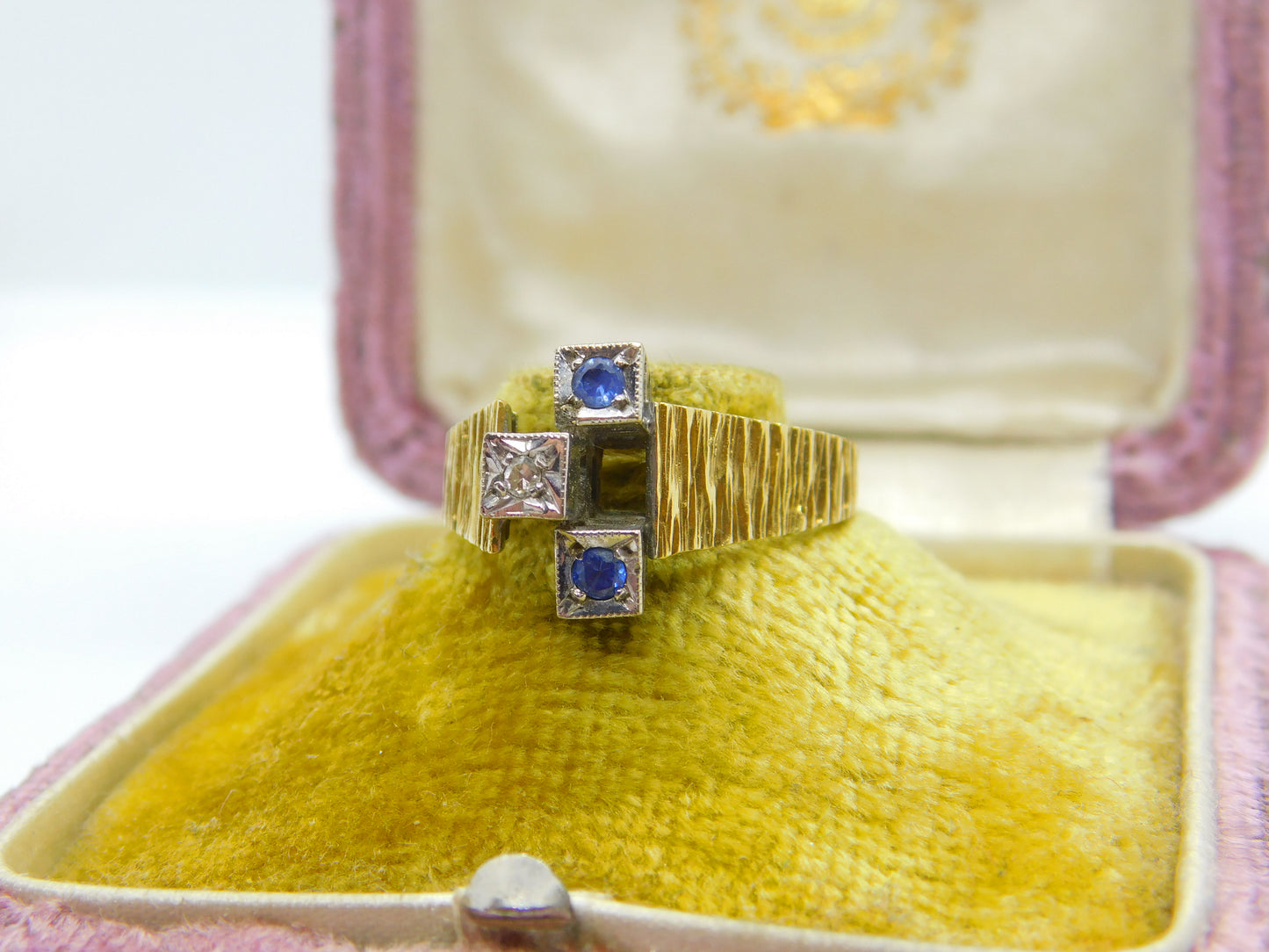 18ct Yellow Gold, Sapphire & Diamond Abstract Modernist Ring Vintage 1971 London