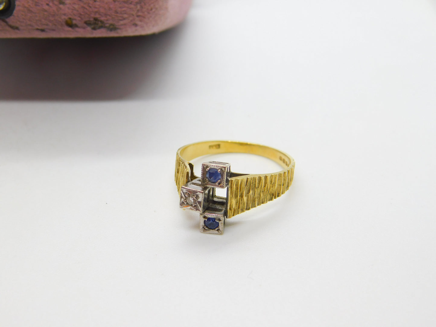 18ct Yellow Gold, Sapphire & Diamond Abstract Modernist Ring Vintage 1971 London