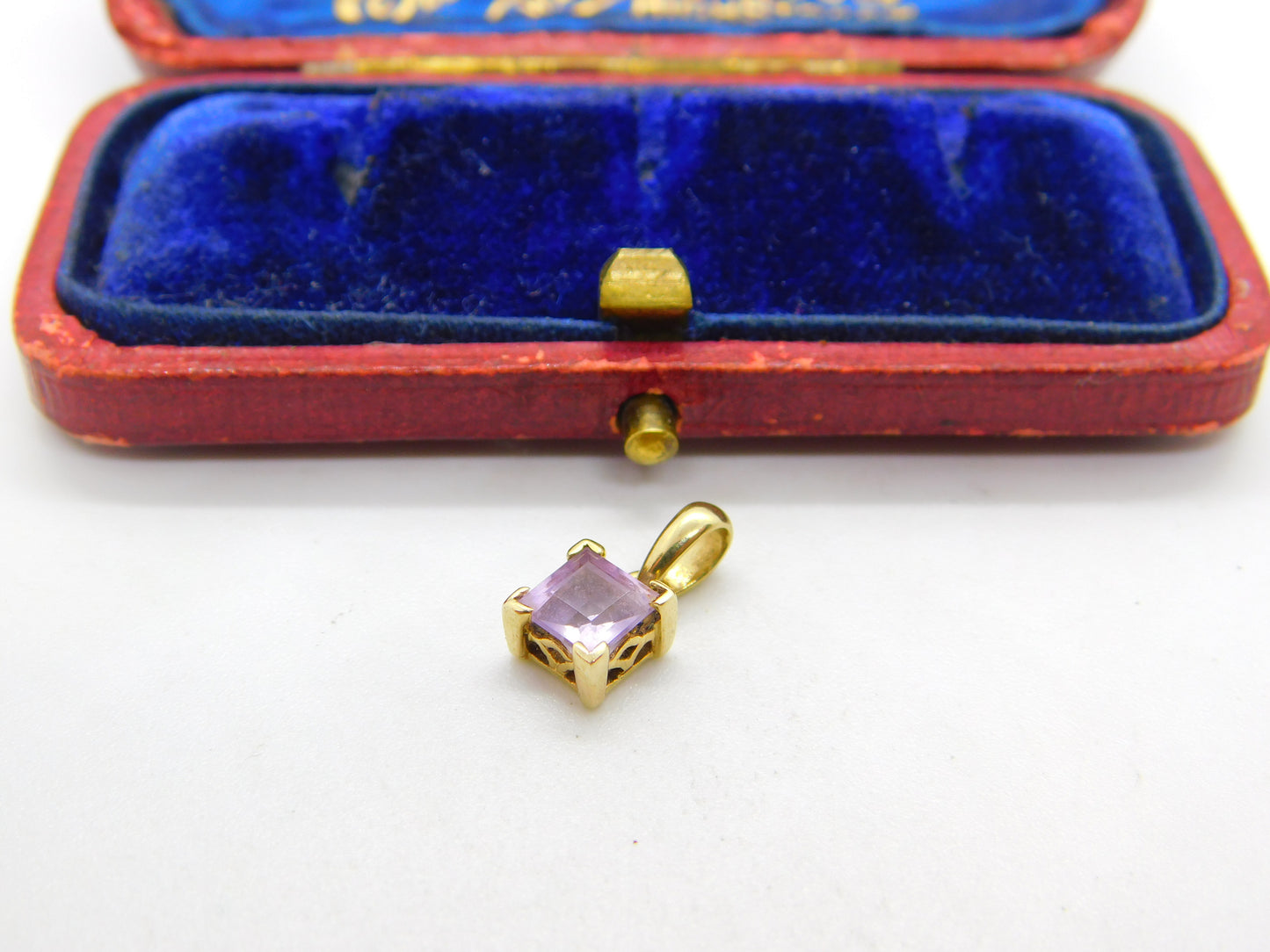 9ct Yellow Gold & Square Cut Amethyst Drop Pendant Vintage c1980