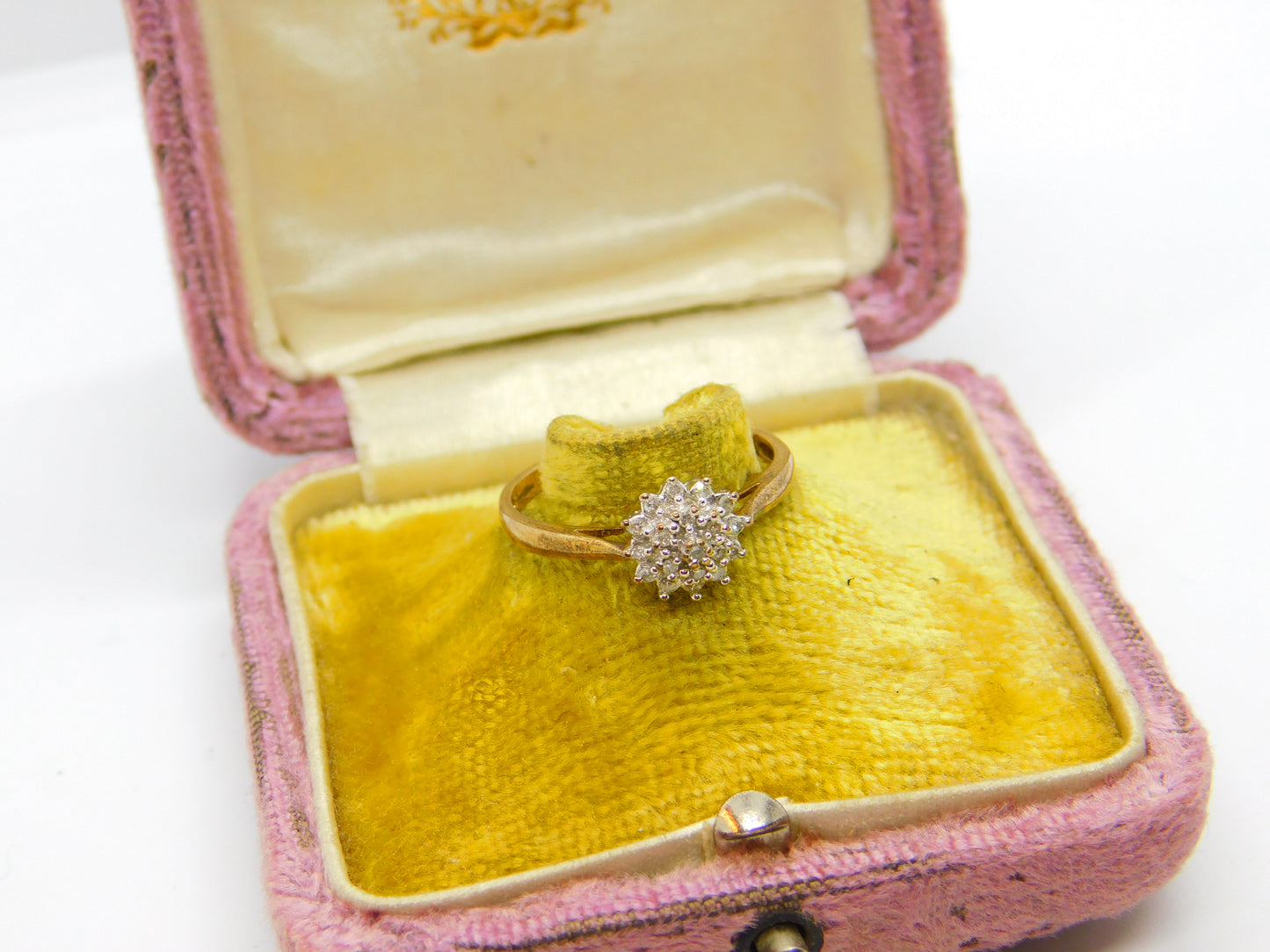 9ct Yellow Gold Diamond Daisy Floral Cluster Ring Vintage c1990 Sheffield