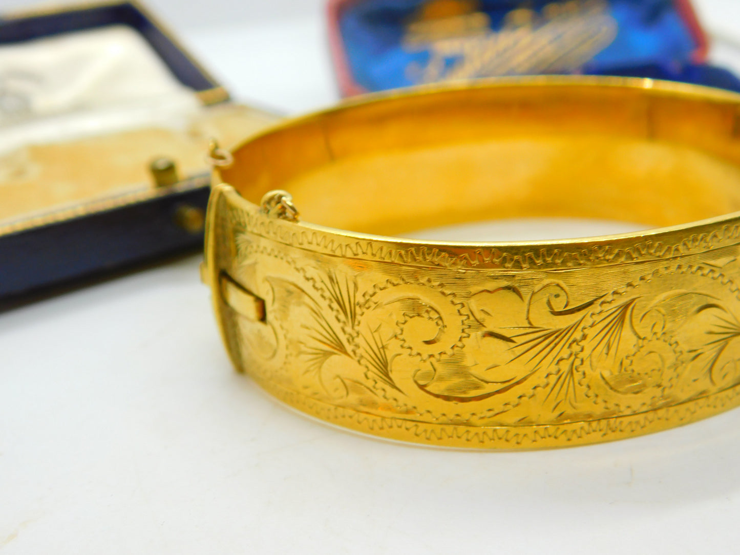 Victorian 9ct Gold Metal Core Floral Form Bangle Bracelet Antique c1900