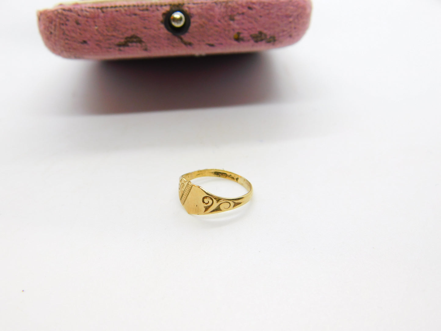 Edwardian 9ct Yellow Gold Child's Christening Ring or Charm c1910 Antique