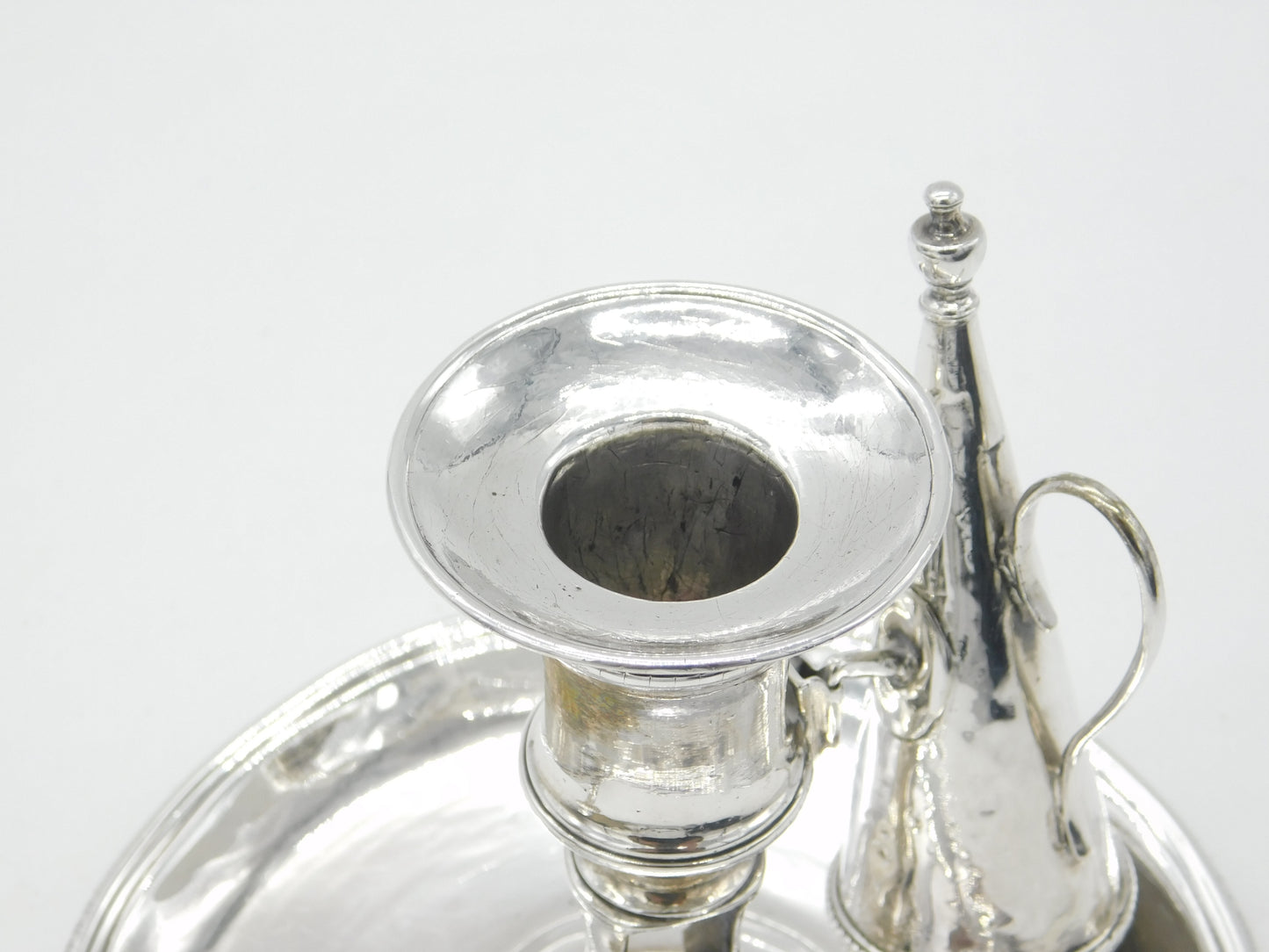 Georgian Sterling Silver Go-to-Bed Chamberstick 1770 William Cripps London