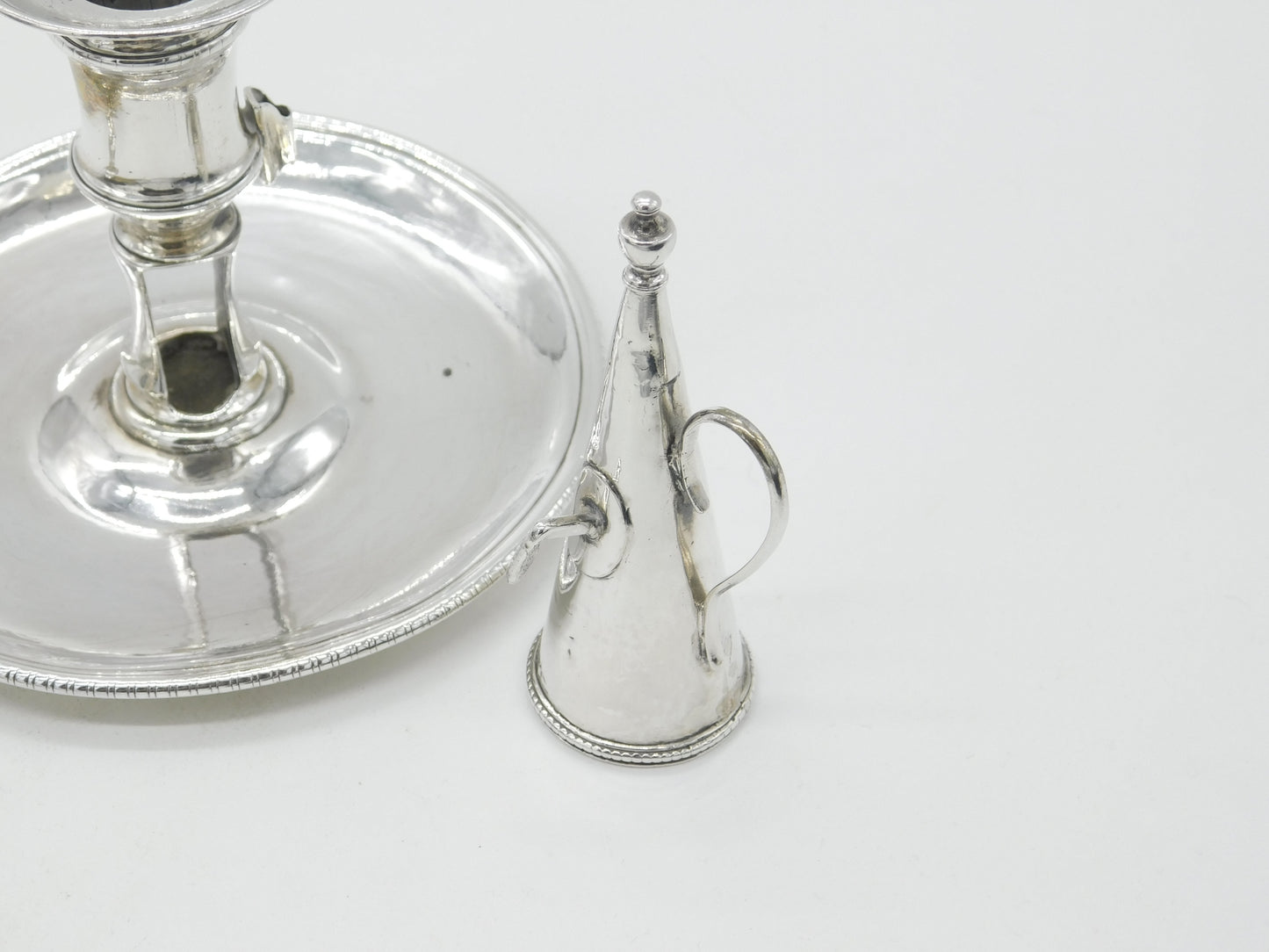 Georgian Sterling Silver Go-to-Bed Chamberstick 1770 William Cripps London