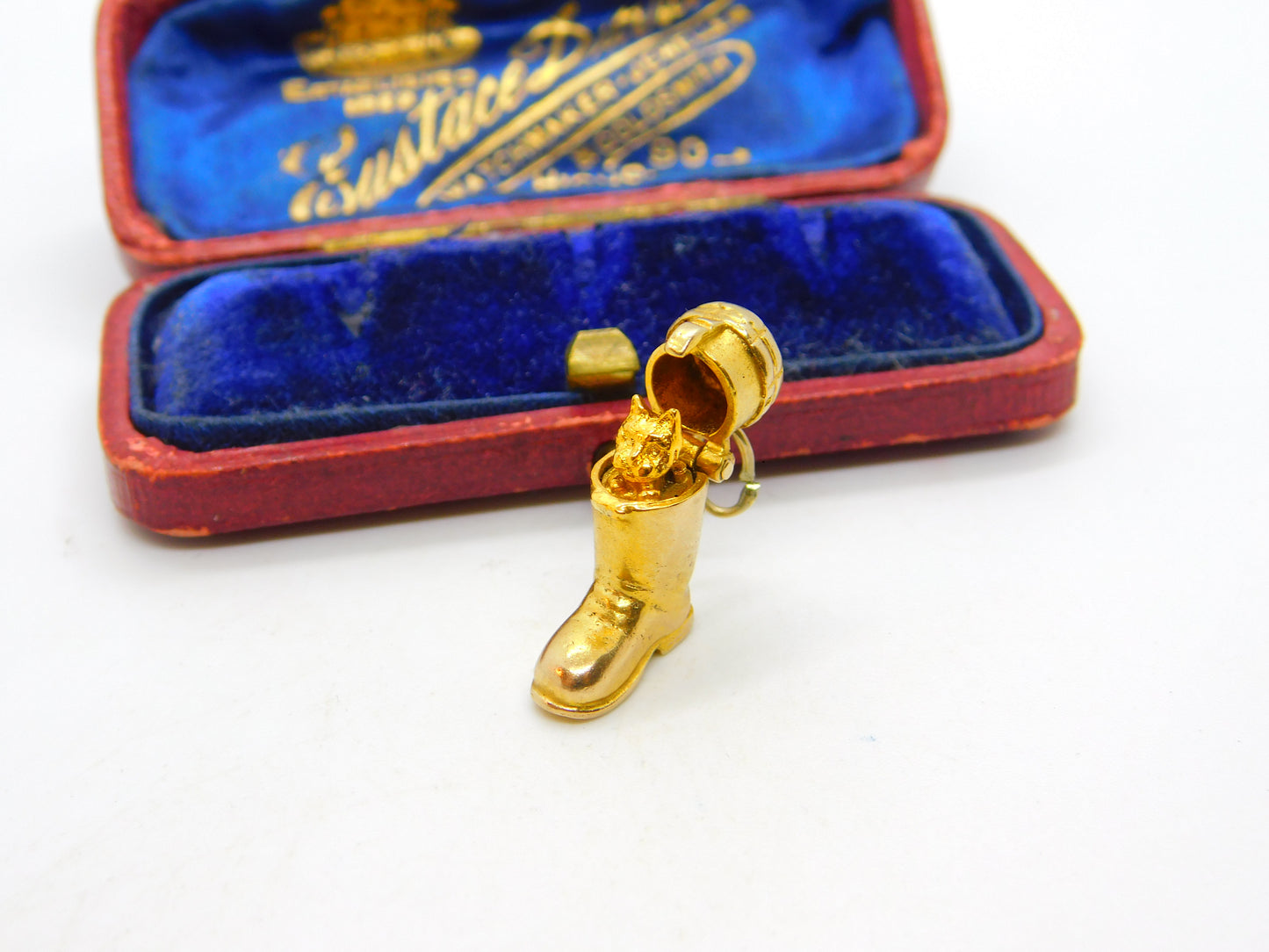 9ct Yellow Gold Opening 'Puss in Boots' Charm Pendant 1959 London Vintage