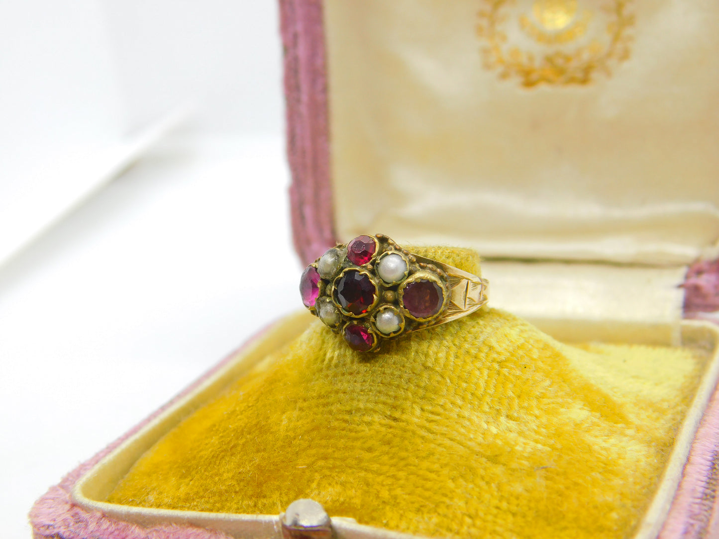 Early Victorian 9ct Gold, Garnet & Seed Pearl Dress Ring c1840 Antique