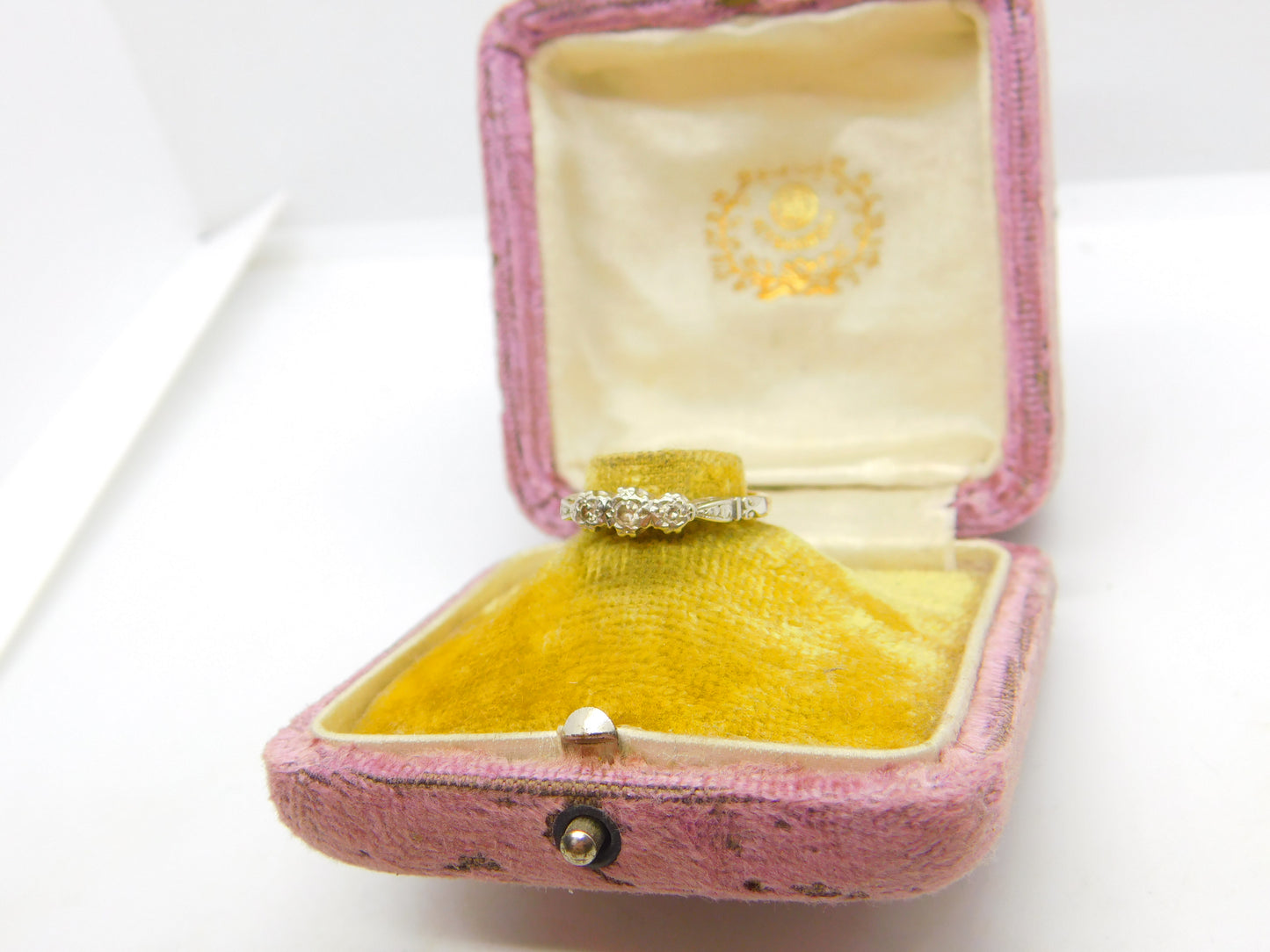 Victorian 18ct Yellow Gold 0.2ct Diamond Three-Stone Ring c1890 Antique