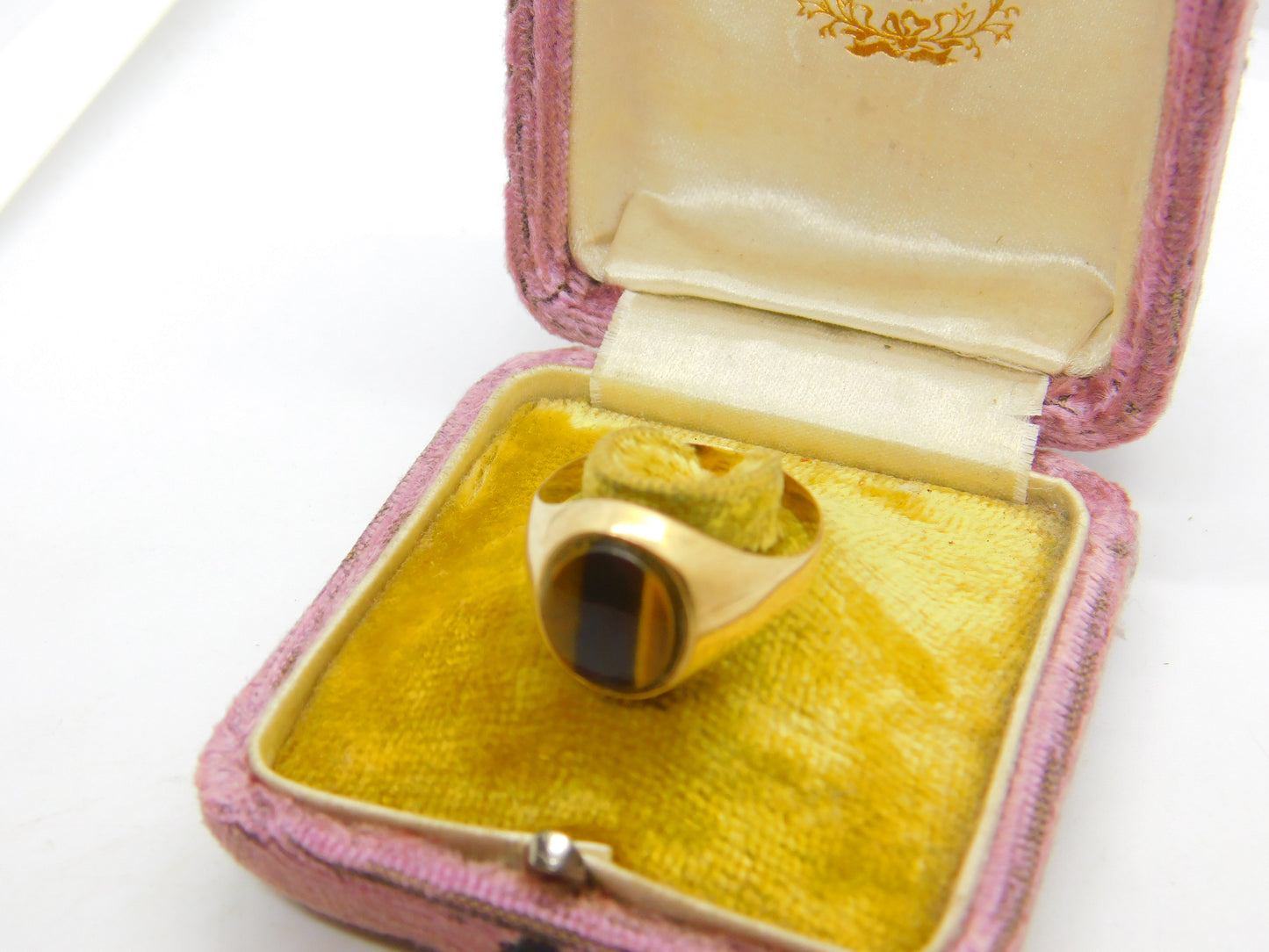 9ct Yellow Gold Tiger's Eye Stone Set Signet Ring Vintage c1970 Size V UK