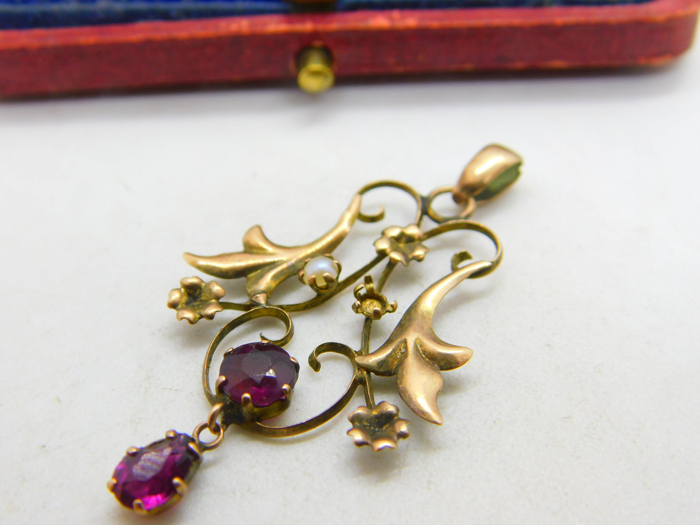 Edwardian 9ct Yellow Gold, Seed Pearl & Amethyst Lavalier Drop Pendant c1910