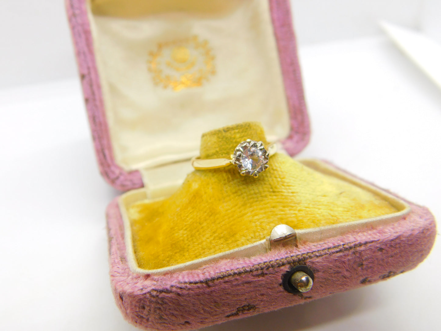 18ct Yellow Gold Palladium Set 0.25ct White Spinel Solitaire Ring c1980 Vintage