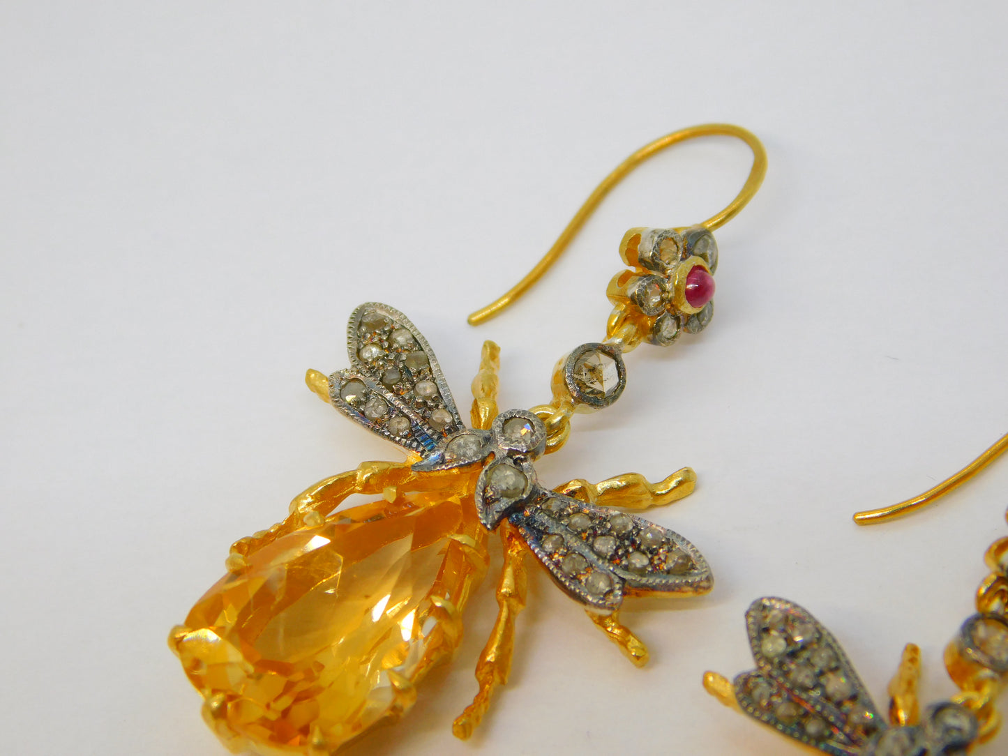 9ct Gold, Silver, Ruby, Diamond & Citrine Set Insect Bug Hook Earrings Vintage