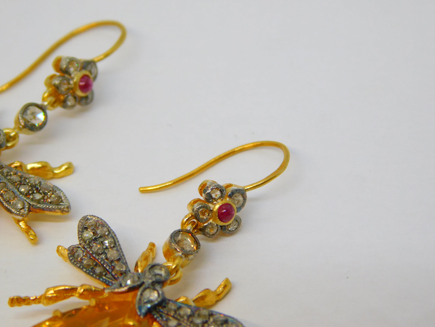 9ct Gold, Silver, Ruby, Diamond & Citrine Set Insect Bug Hook Earrings Vintage