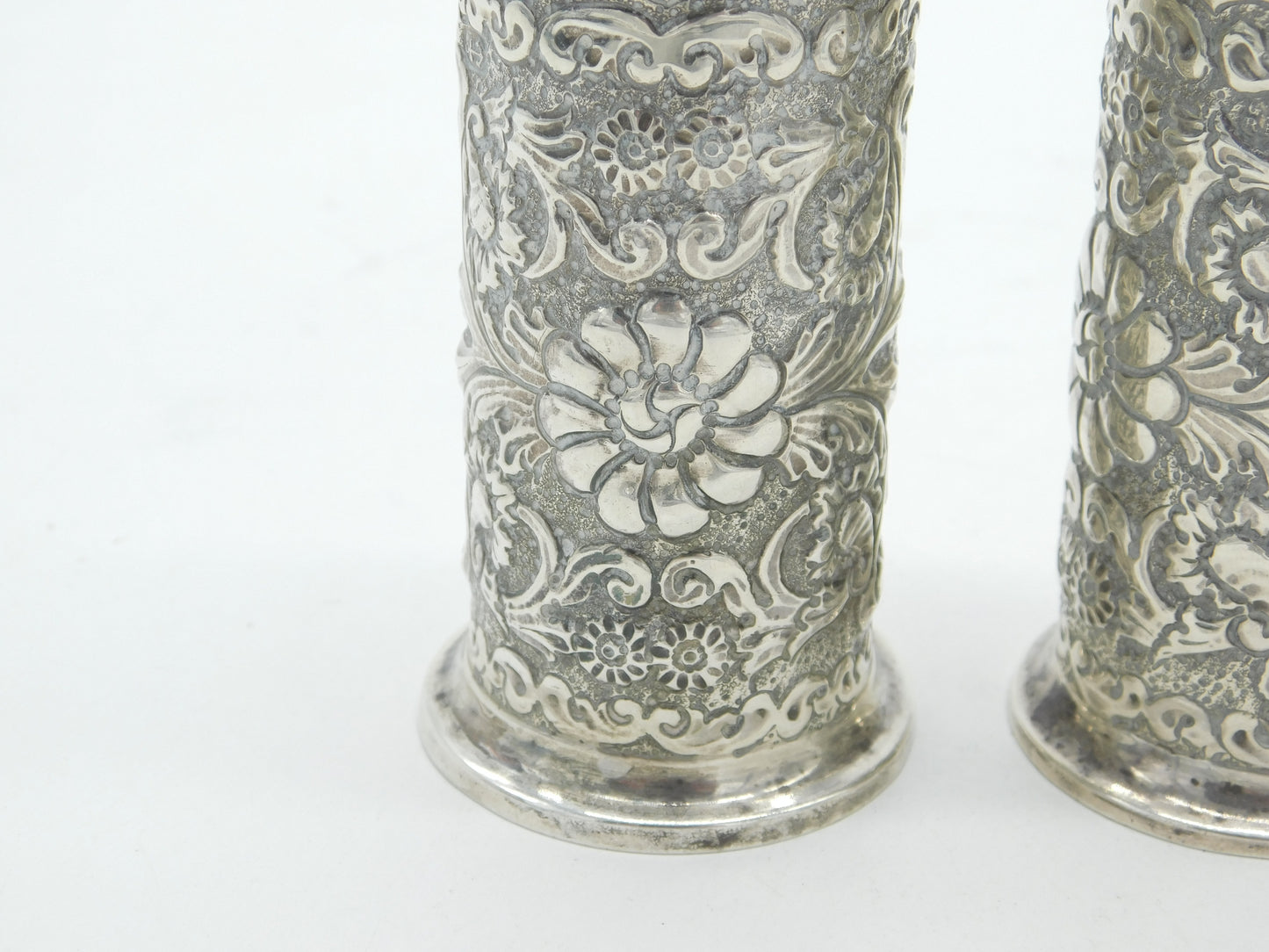 Victorian Pair of Sterling Silver Floral Pattern Sugar Casters Antique 1887 Birmingham