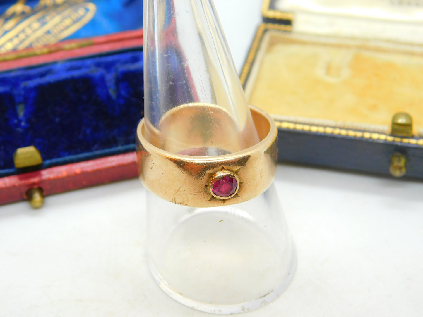 9ct Yellow Gold & 0.2 ct Ruby Band Ring Antique 1917 Birmingham Art Deco