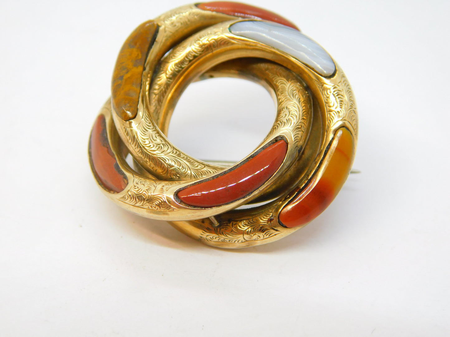 Victorian Scottish 9ct Gold, Montrose & Red Agate Knot Brooch Antique c1860