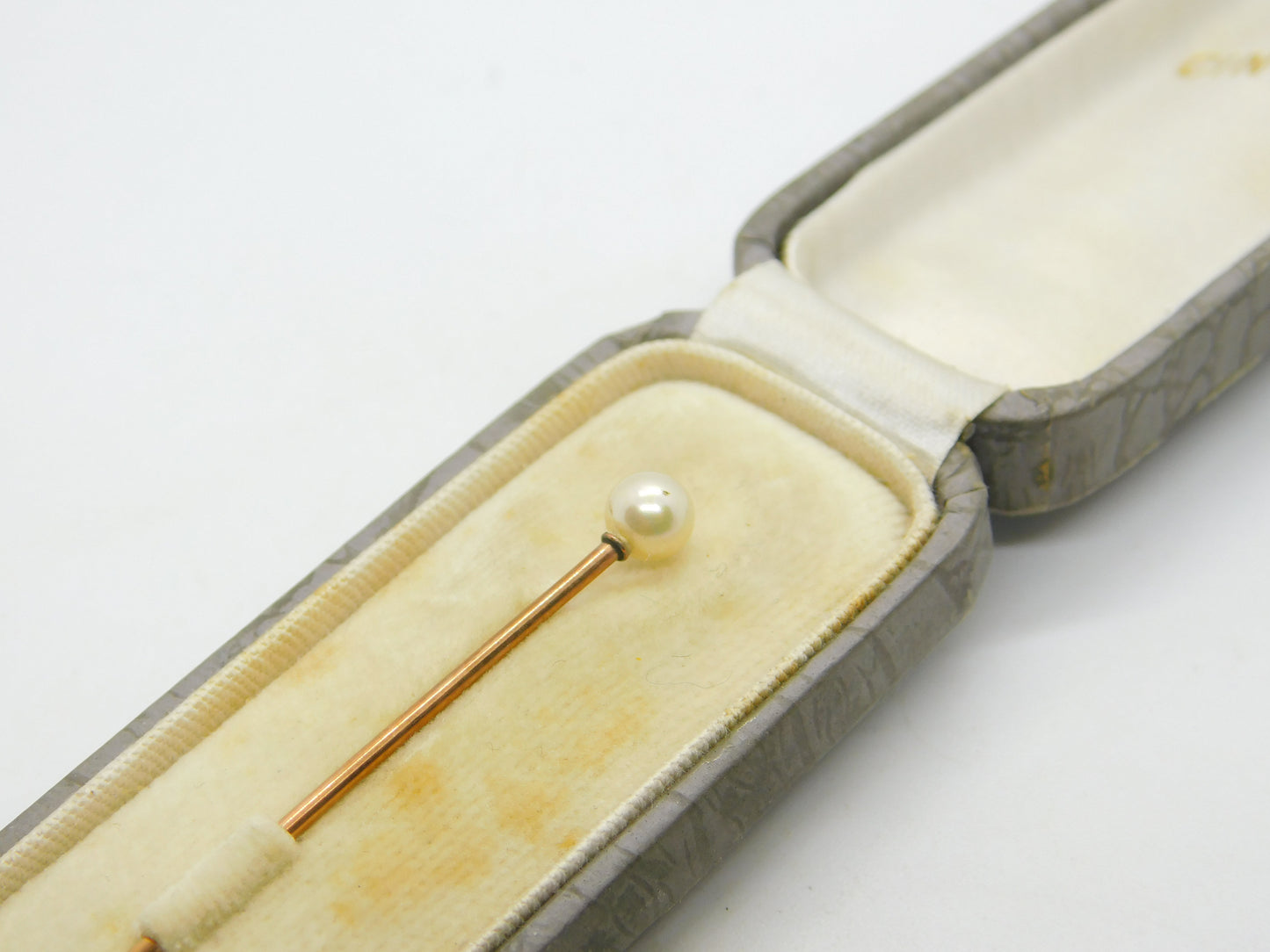 Boxed 9ct Gold & Natural Pearl Set Stick Pin by CINTRA Antique c1940 Deco