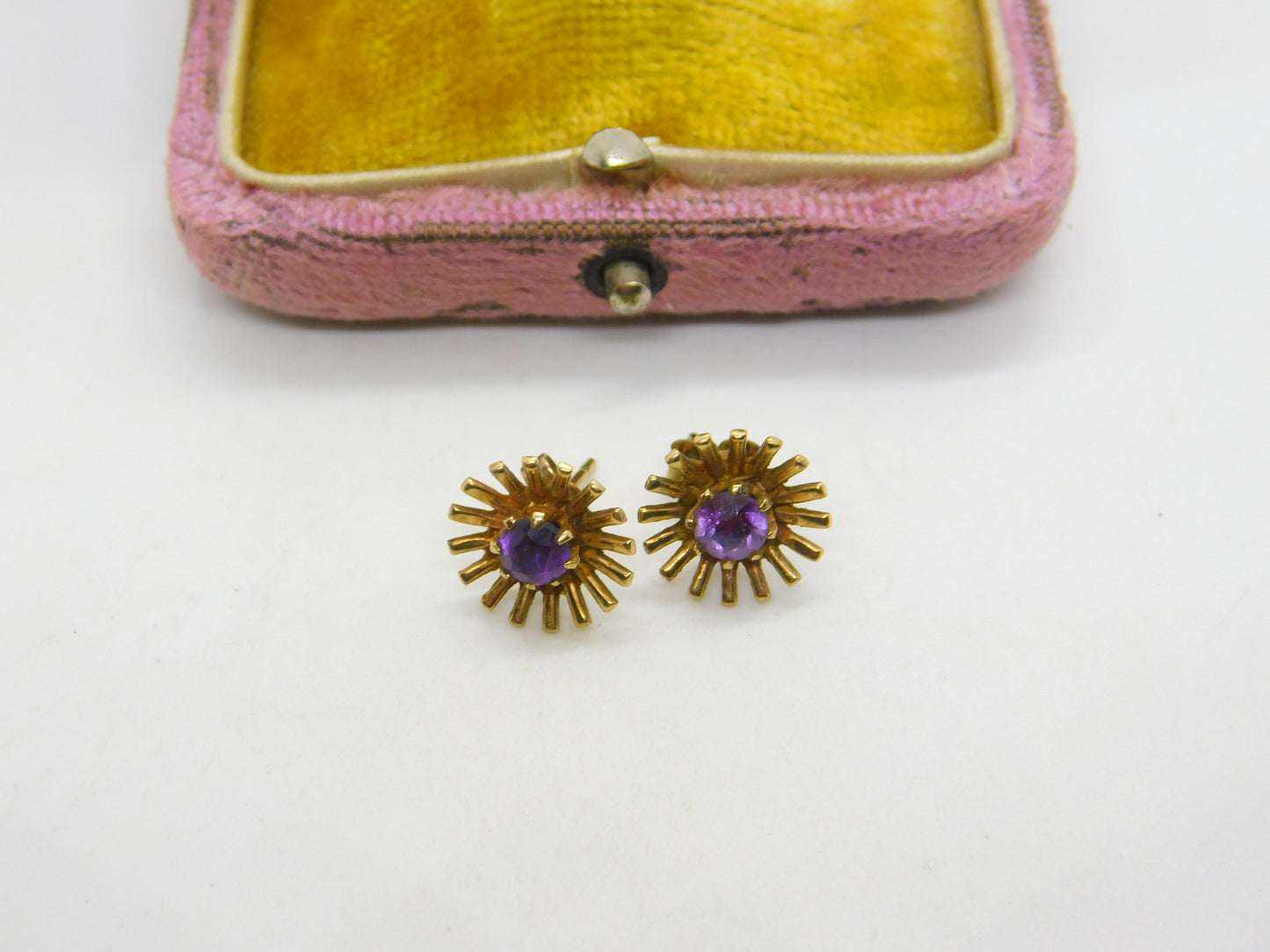 9ct Yellow Gold Amethyst Set Starburst Floral Stud Earrings 1987 Birmingham