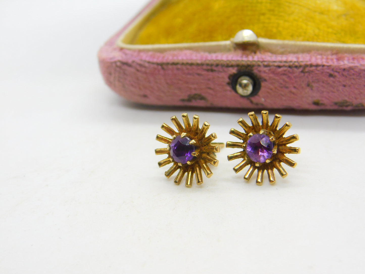 9ct Yellow Gold Amethyst Set Starburst Floral Stud Earrings 1987 Birmingham