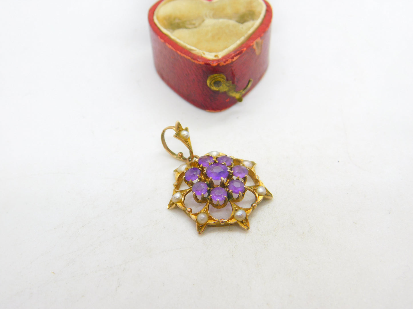 Edwardian 9ct Gold, Seed Pearl & Amethyst Floral Floral Drop Pendant c1910