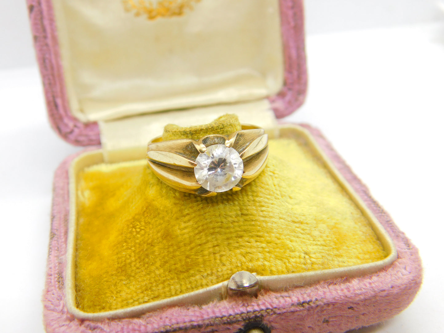 9ct Yellow Gold Large Gents Solitaire Ring with Paste Stone Vintage c1970