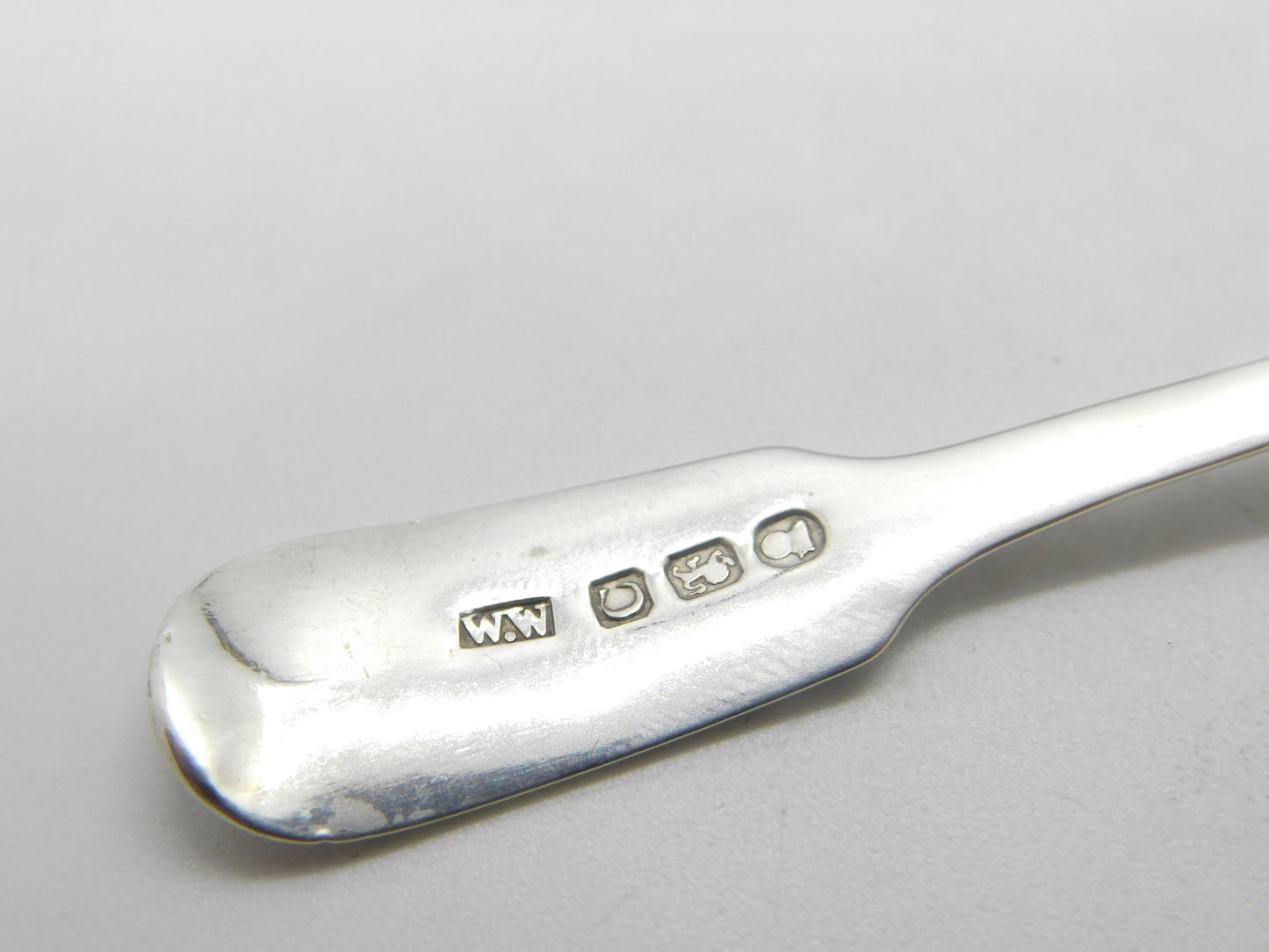 Georgian Sterling Silver 'R' Initial Tea Caddy Spoon Antique 1798 London