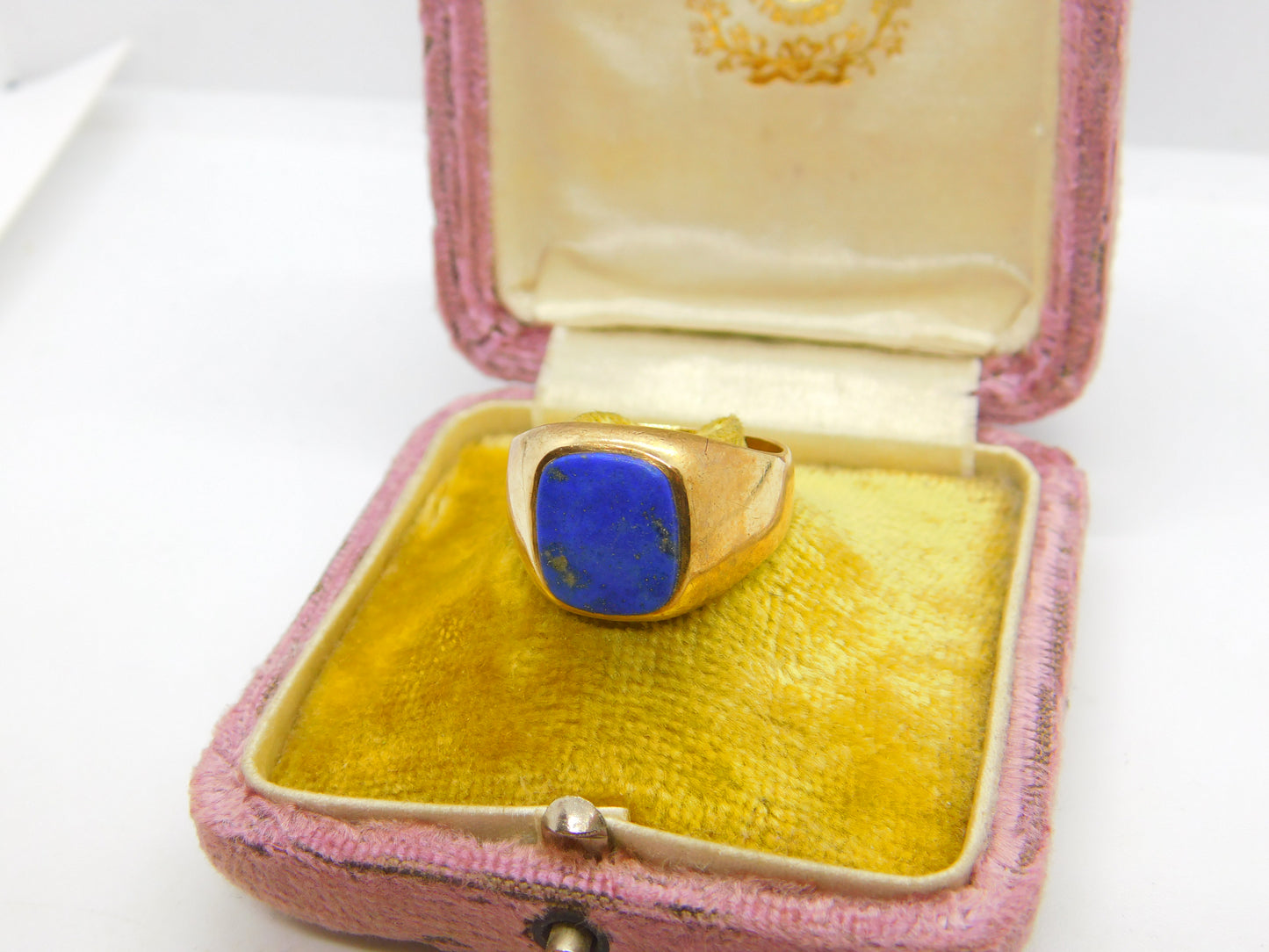 9ct Yellow Gold & Lapis Lazuli Set Square Signet Ring 1942 London Antique