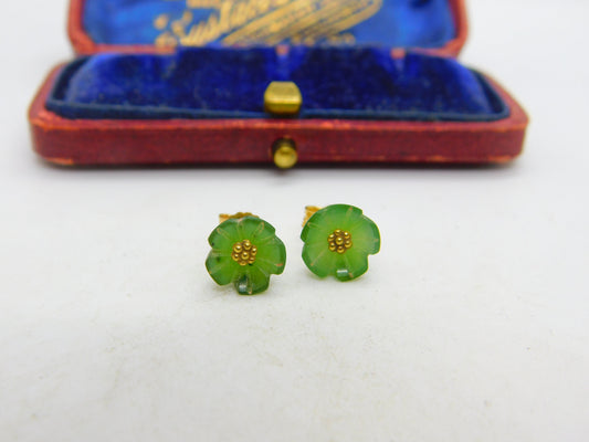 18ct Yellow Gold & Carved Nephrite Jade Floral Stud Earrings Vintage c1980