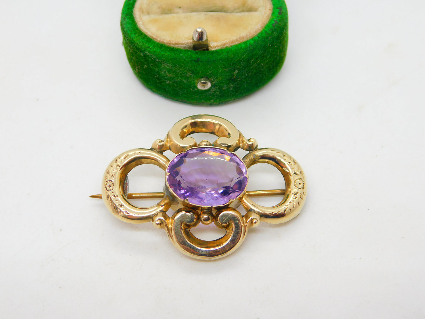 George III 9ct Yellow Gold Quatrefoil Amethyst Brooch Antique c1820