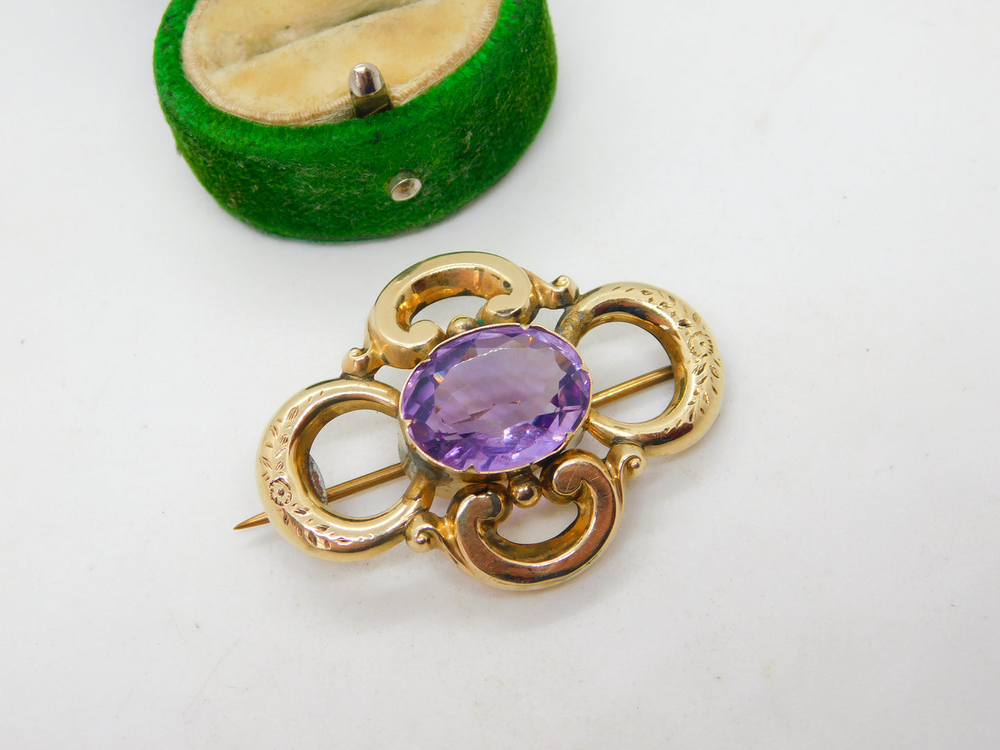 George III 9ct Yellow Gold Quatrefoil Amethyst Brooch Antique c1820