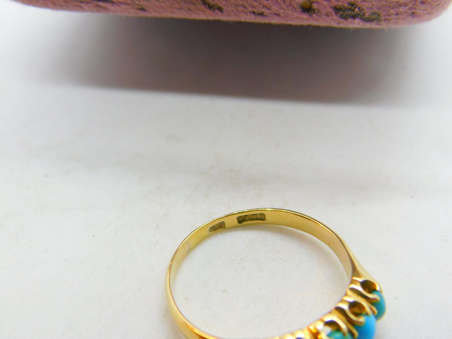 Victorian 18ct Yellow Gold Five-Stone Cabochon Turquoise Band Ring c1890 Antique