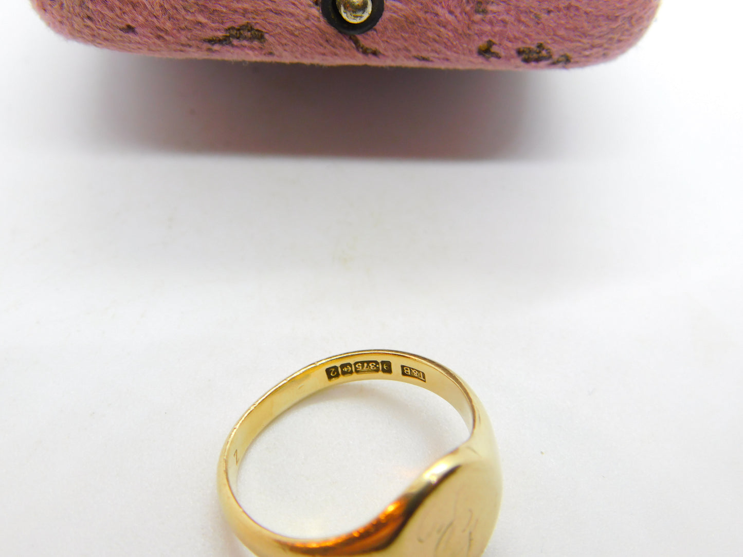 9ct Yellow Gold Gents Signet Ring JG Initial Vintage 1965 Birmingham Size T UK