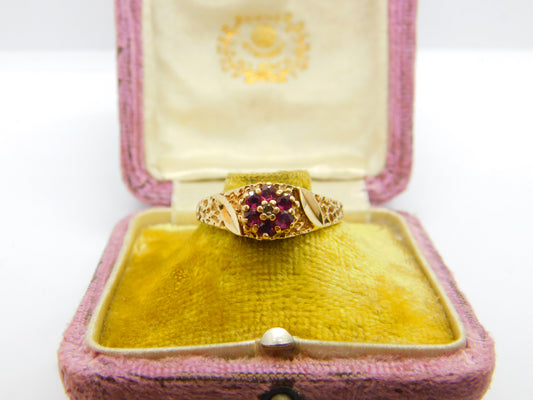 9ct Yellow Gold Ruby Floral Cluster Ring Vintage 1976 London Size Z+1 UK