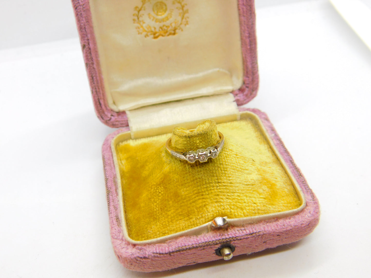 Victorian 18ct Yellow Gold & Three Stone Diamond Dress Ring Antique c1890