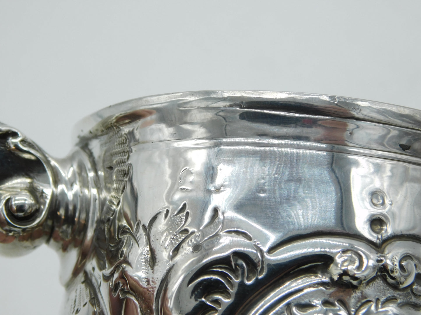 Newcastle George III Sterling Silver Floral Pint Tankard Antique c1795 Robertson
