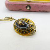 Victorian 15ct Gold, Banded Agate, Enamel, Seed Pearl Mourning Brooch c1840