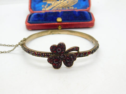 Victorian 8ct Gold & Bohemian Garnet Austro-Hungarian Shamrock Bangle c1860