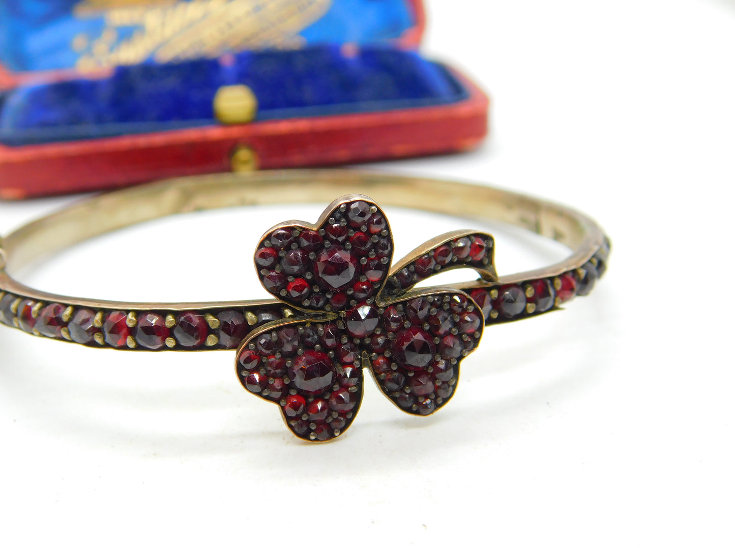 Victorian 8ct Gold & Bohemian Garnet Austro-Hungarian Shamrock Bangle c1860