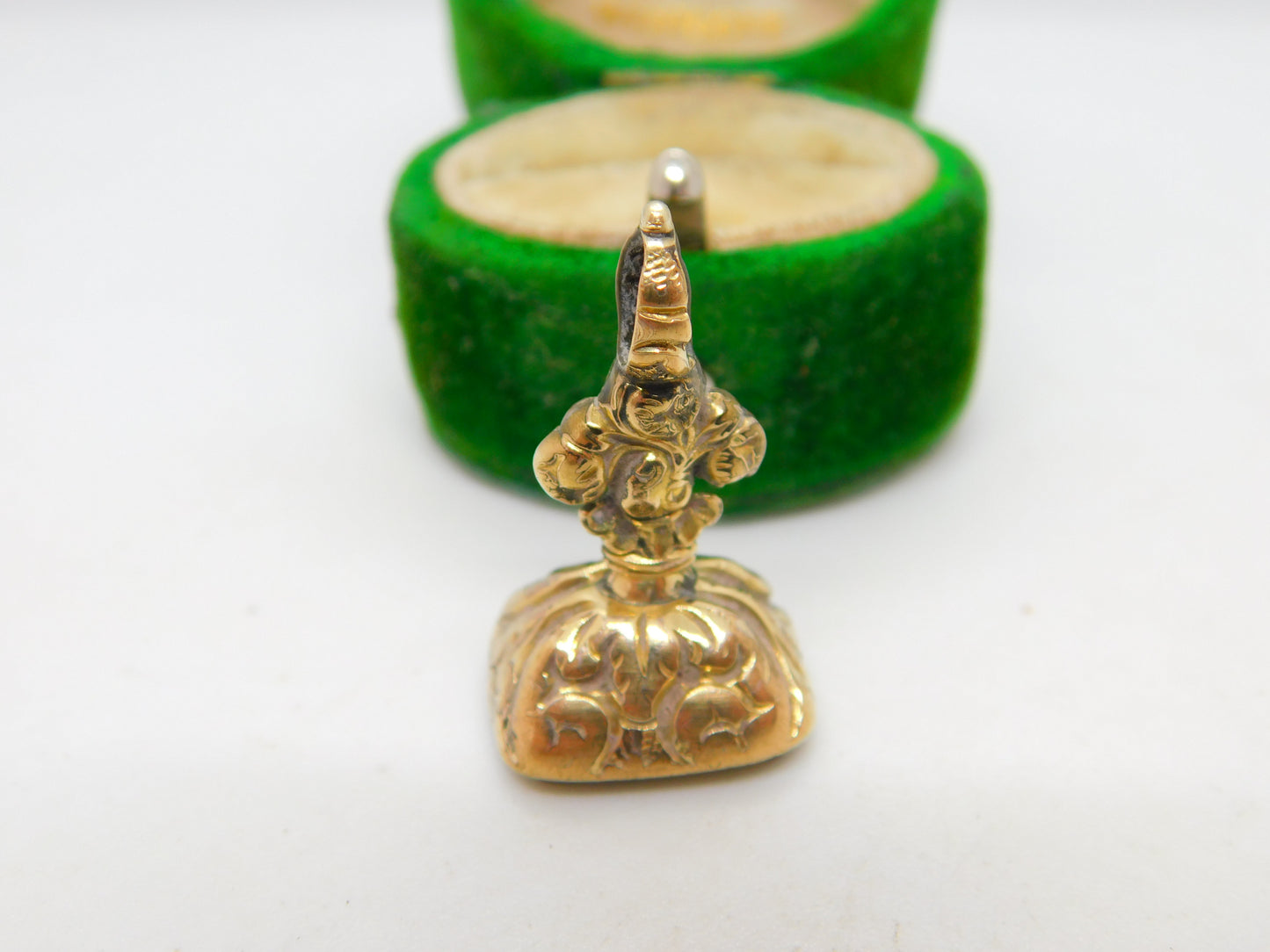 Victorian 9ct Yellow Gold & Bloodstone Fob Seal Pendant Antique c1860