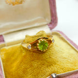 18ct Yellow Gold, Peridot & 0.1ct Diamond Art Nouveau Style Ring Vintage c1970