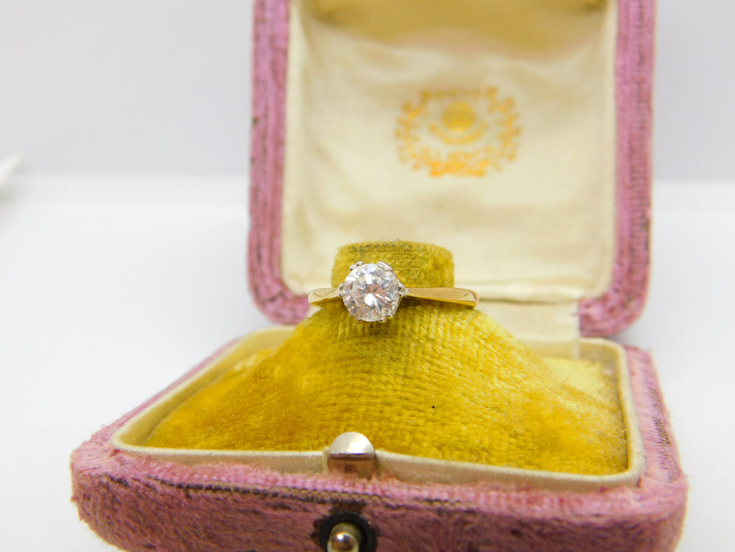 9ct Yellow Gold Diamond Paste Set Solitaire Ring Vintage 1982 Birmingham