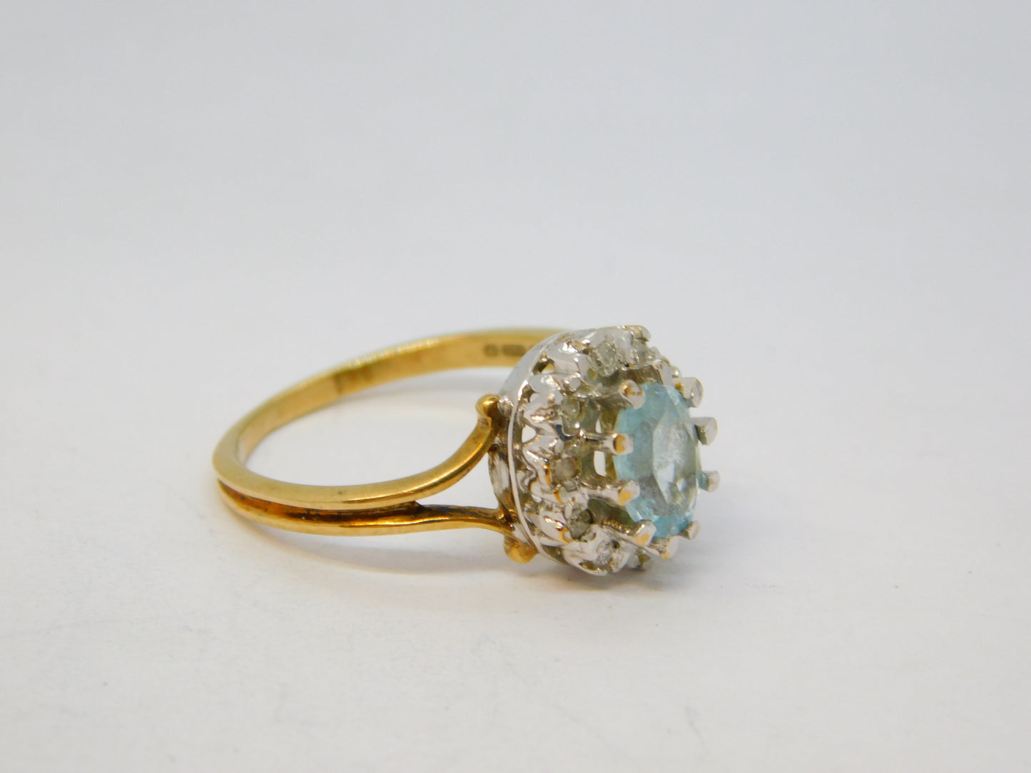 9ct Yellow Gold, Aquamarine & Diamond Floral Cluster Ring Vintage 1988 London