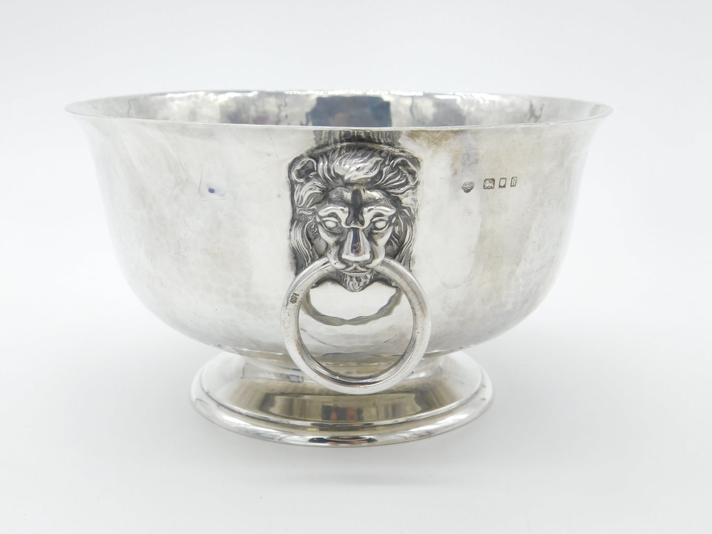 Planished Sterling Silver Lion Mask Handle Centrepiece Rose Bowl Antique 1923