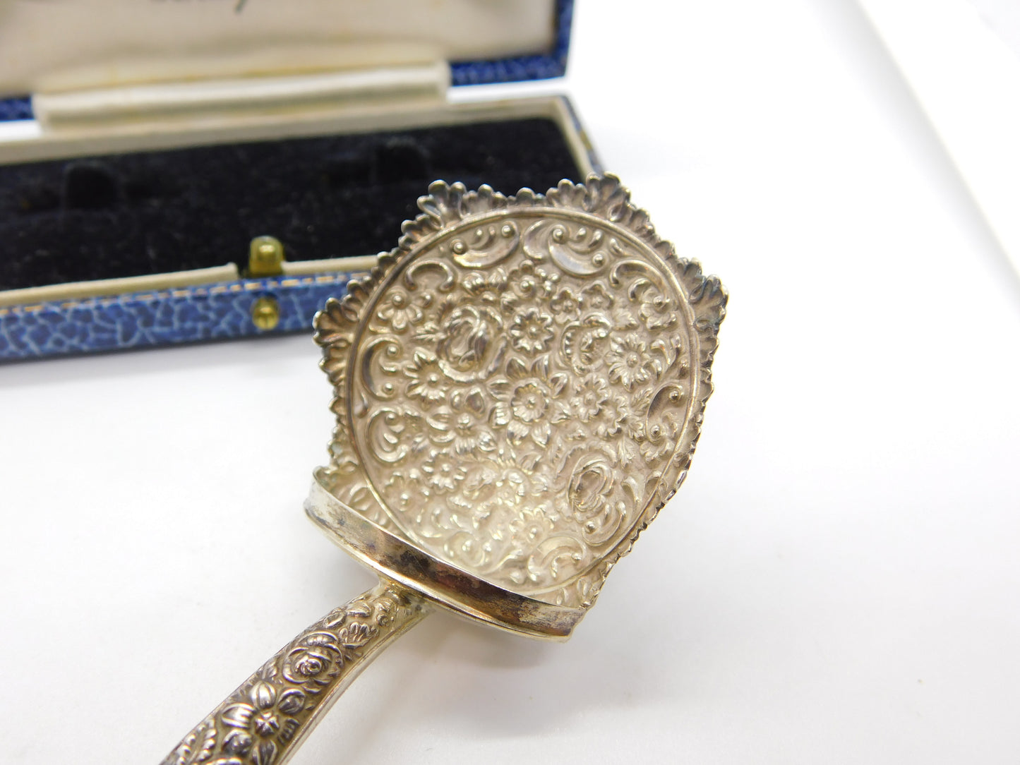 Georgian Sterling Silver Floral Tea Caddy Spoon 1797 Birmingham J. Thornton