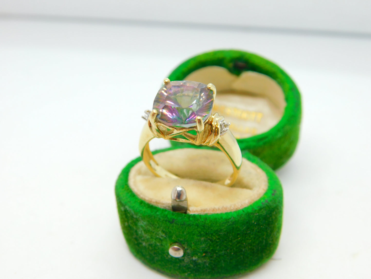 9ct Yellow Gold & Iridescent Glass Dress Ring Vintage 2015 Birmingham