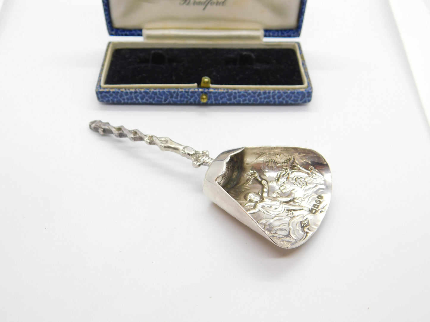 Edwardian Sterling Silver Cherub Form Tea Caddy Spoon Antique 1904 London