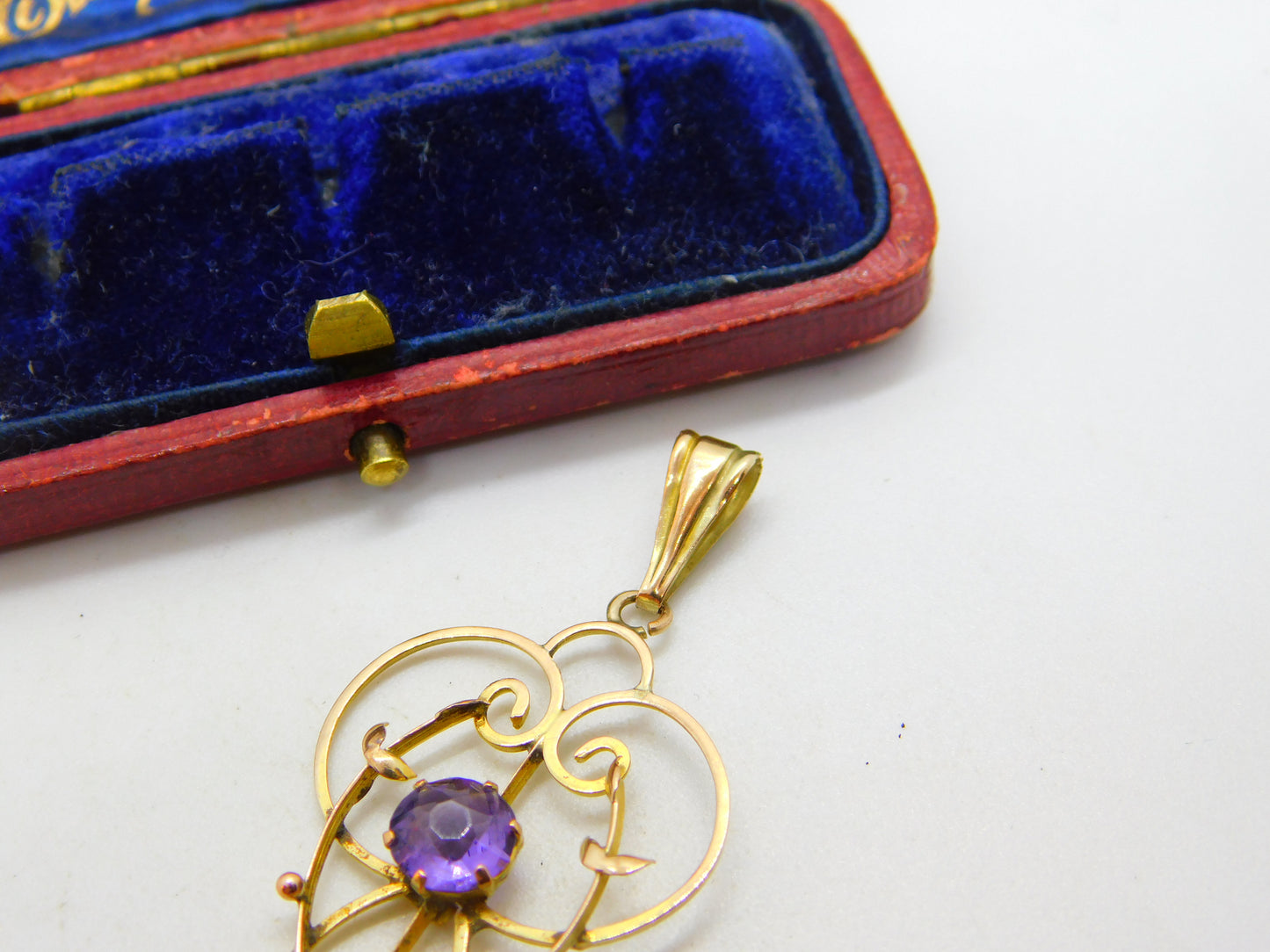 Edwardian 9ct Yellow Gold, Amethyst Set Lavalier Drop Pendant c1910 Antique