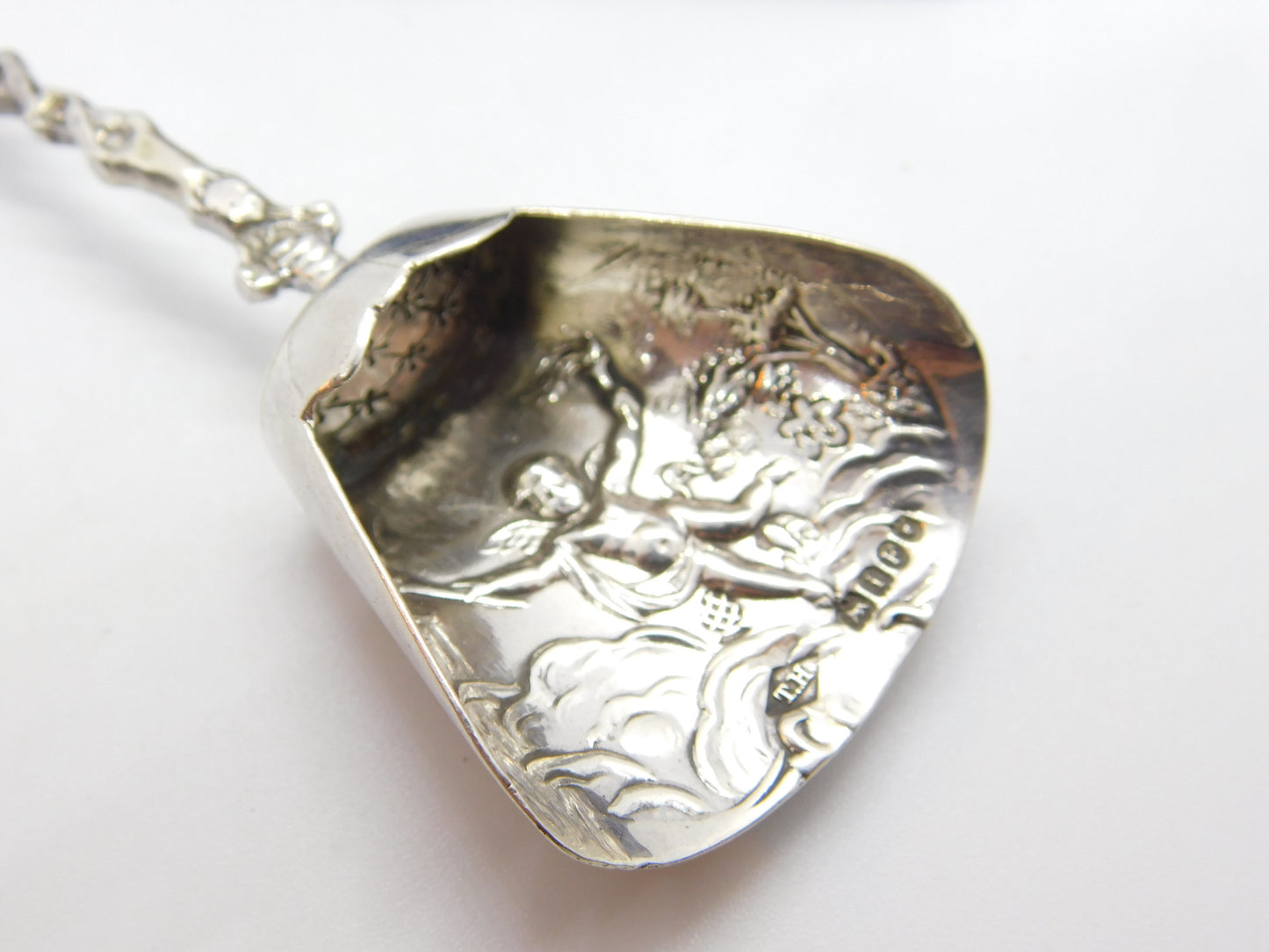 Edwardian Sterling Silver Cherub Form Tea Caddy Spoon Antique 1904 London