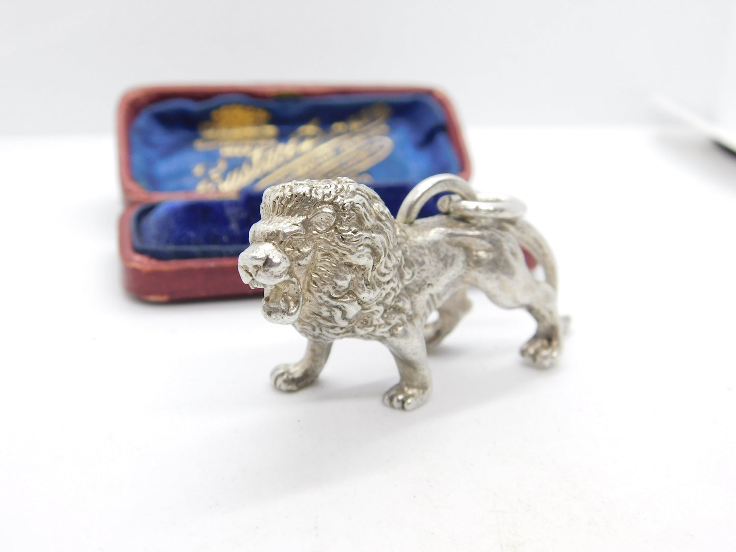 Large Cast Sterling Silver Roaring Lion Leo Statement Pendant 2008 London 50g